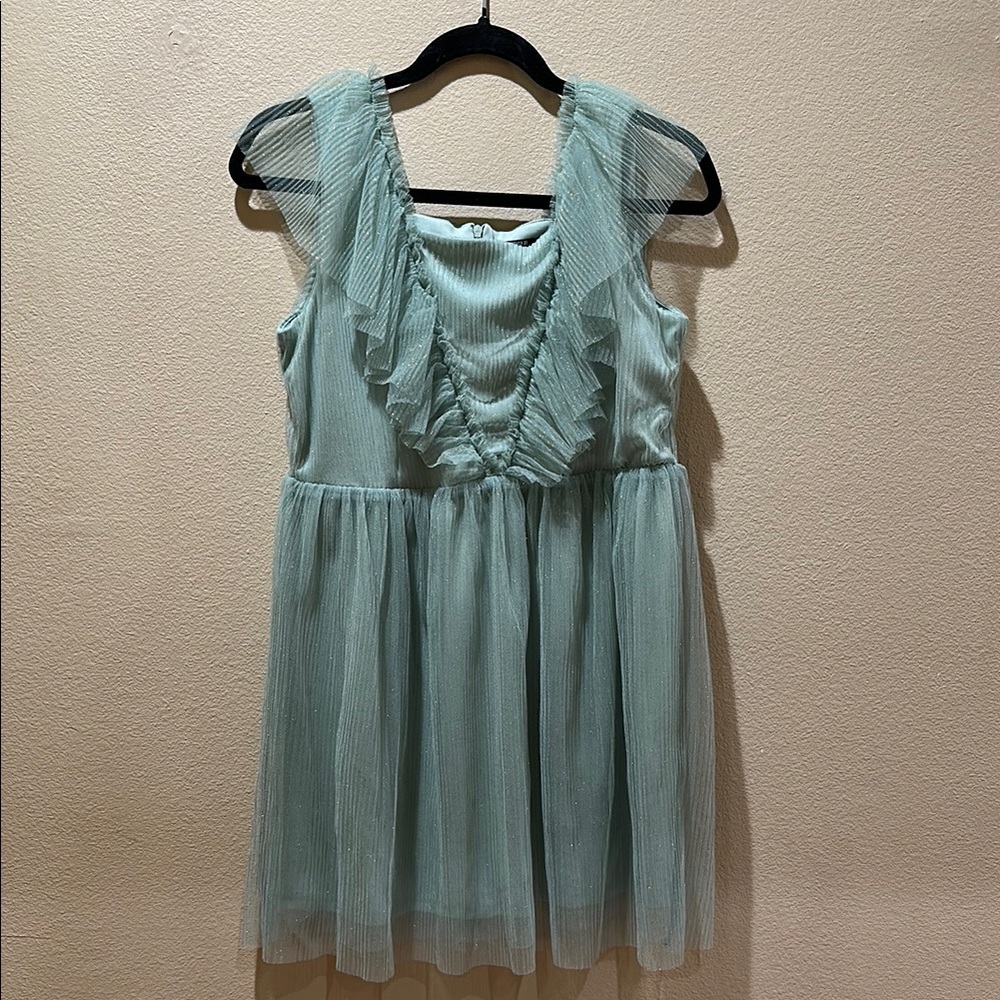 Elegant Kids Dress in Soft Green with gold sparkles